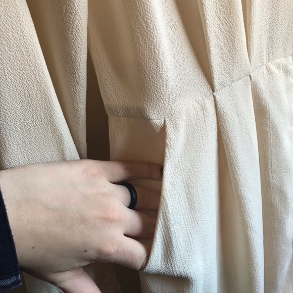 Illa Illa Cream Romper with Crochet Details - Picture 3 of 8